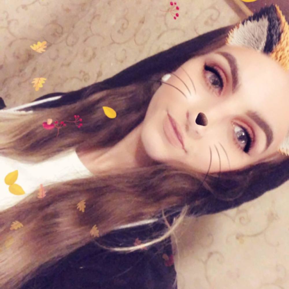 Meet your Posher, Alli